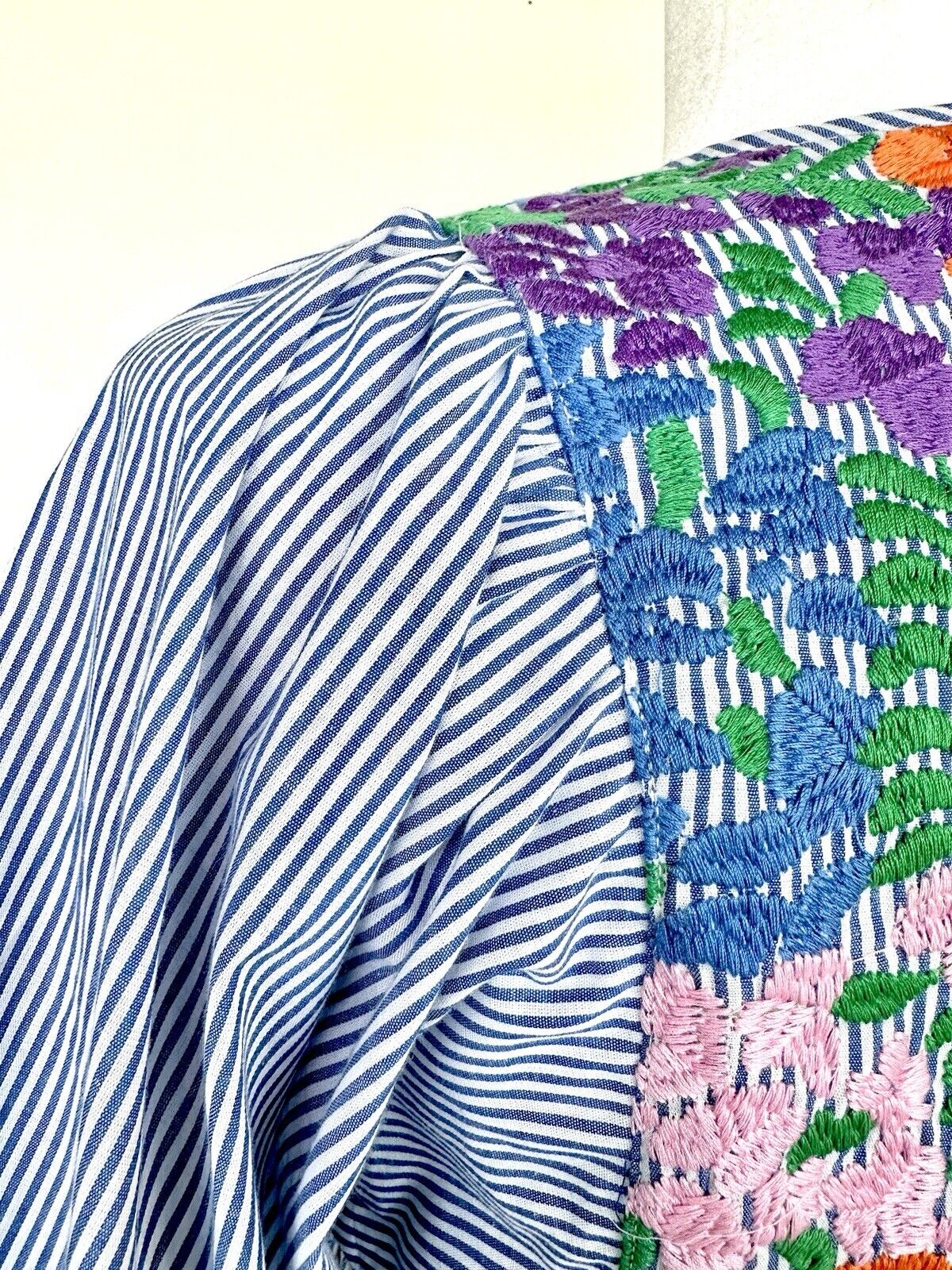 J Marie embroidered Tristan MIDI Dress size XS Retail $180 Stripe 3/4 Sleeve NWT