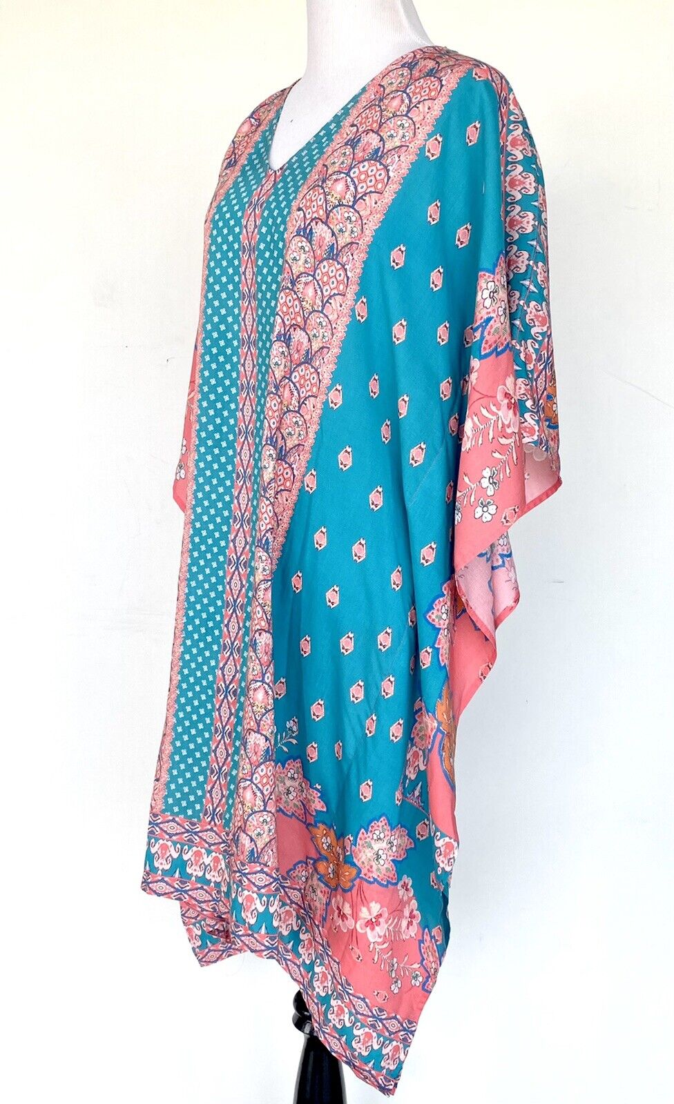 Sundance Feathers by Tolani Veera Cover up Retail $118 Price $59 XS