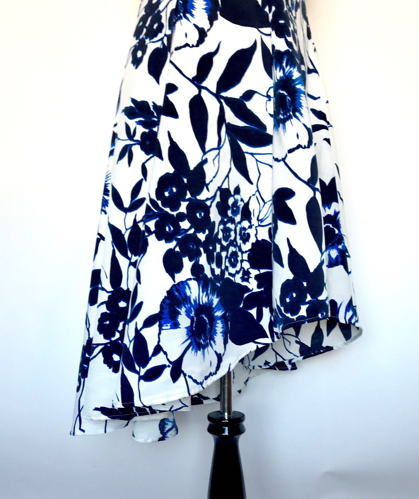 Eliza J Blue & White Floral Dress. Hi-Lo Skirt NWT Retail $188 Price $88 Size 6