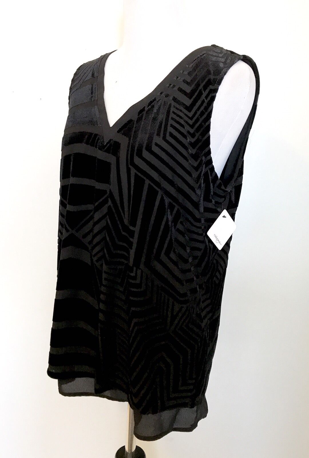 Halogen Black Velvet Chiffon Shell Top. NWT Size XS Retail $69 Price $29