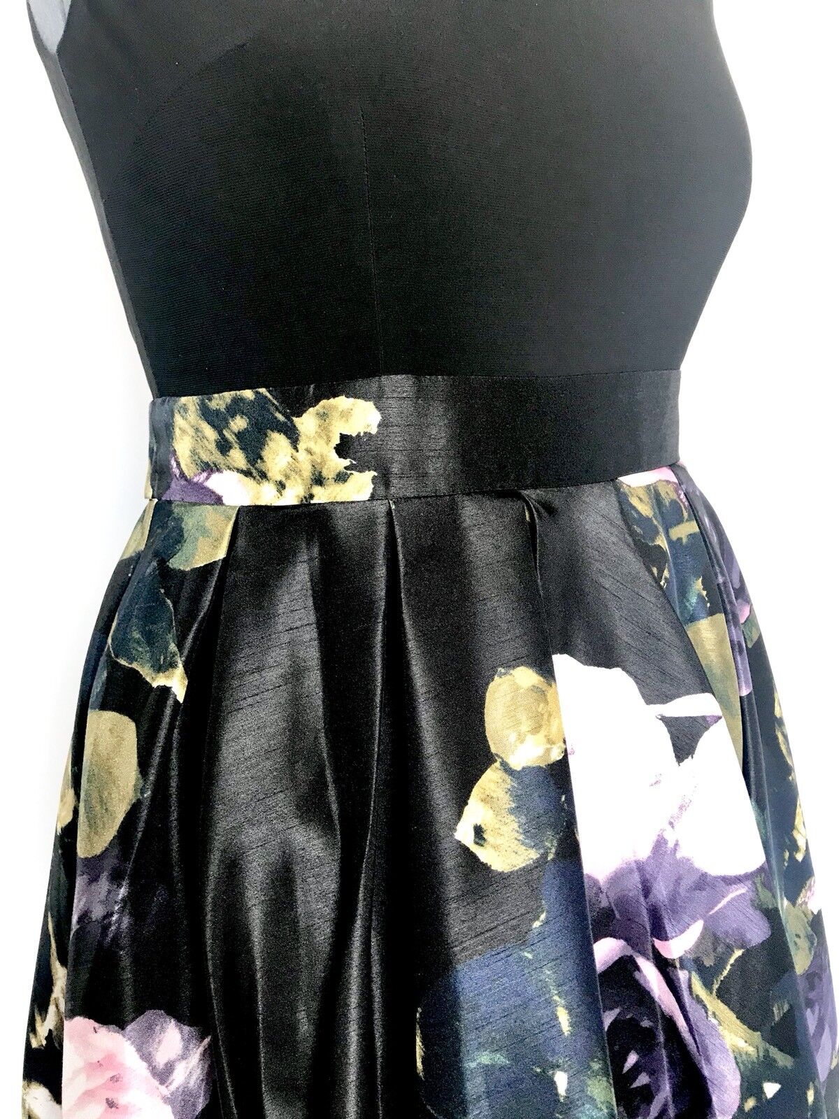 SNLY Black Bead Neck Gown. Floral Skirt. NWT Price $78 Size 10