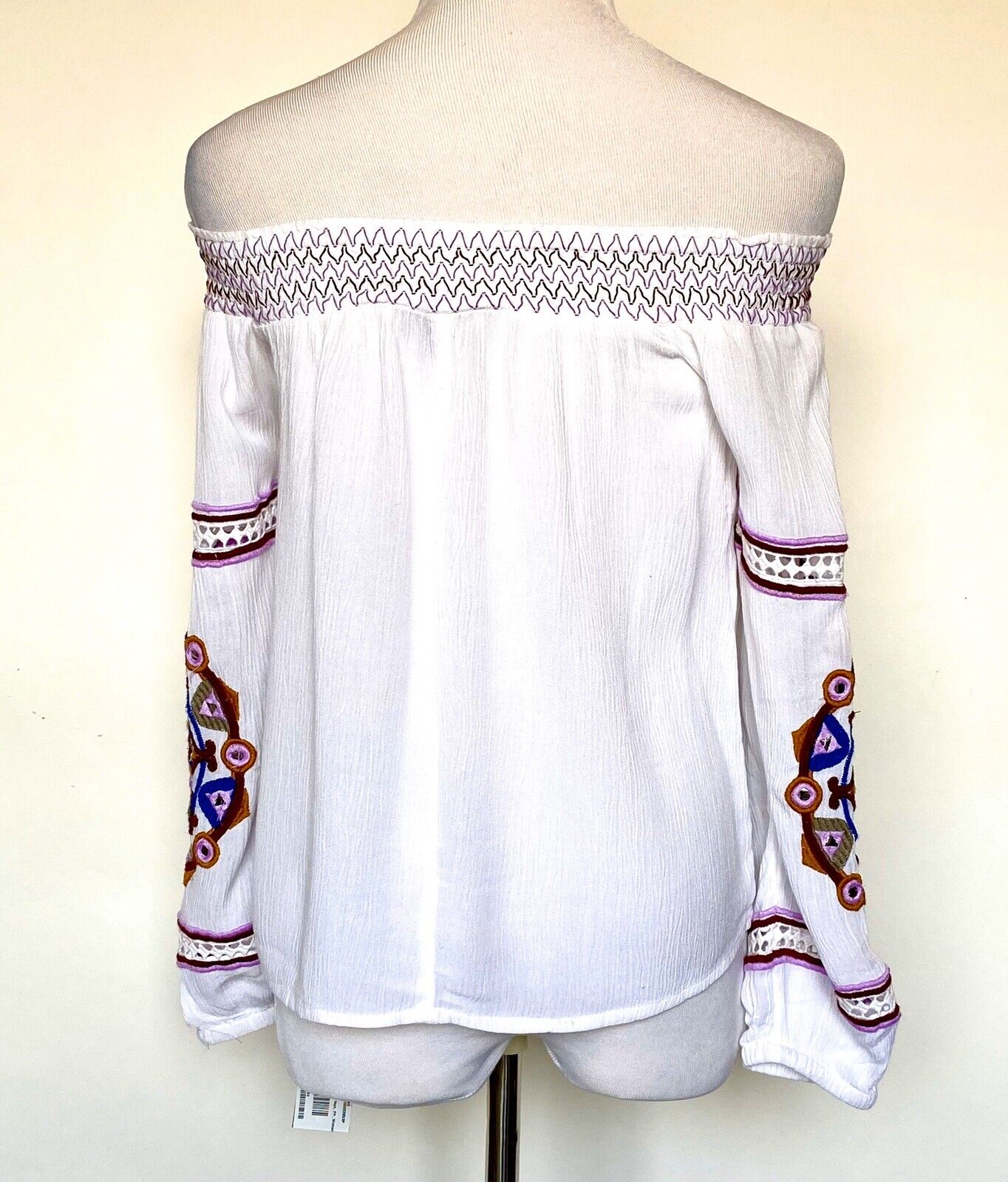 INC White Off Shoulder Embroidered Boho Top PP Retail $89 Price $24 NEW