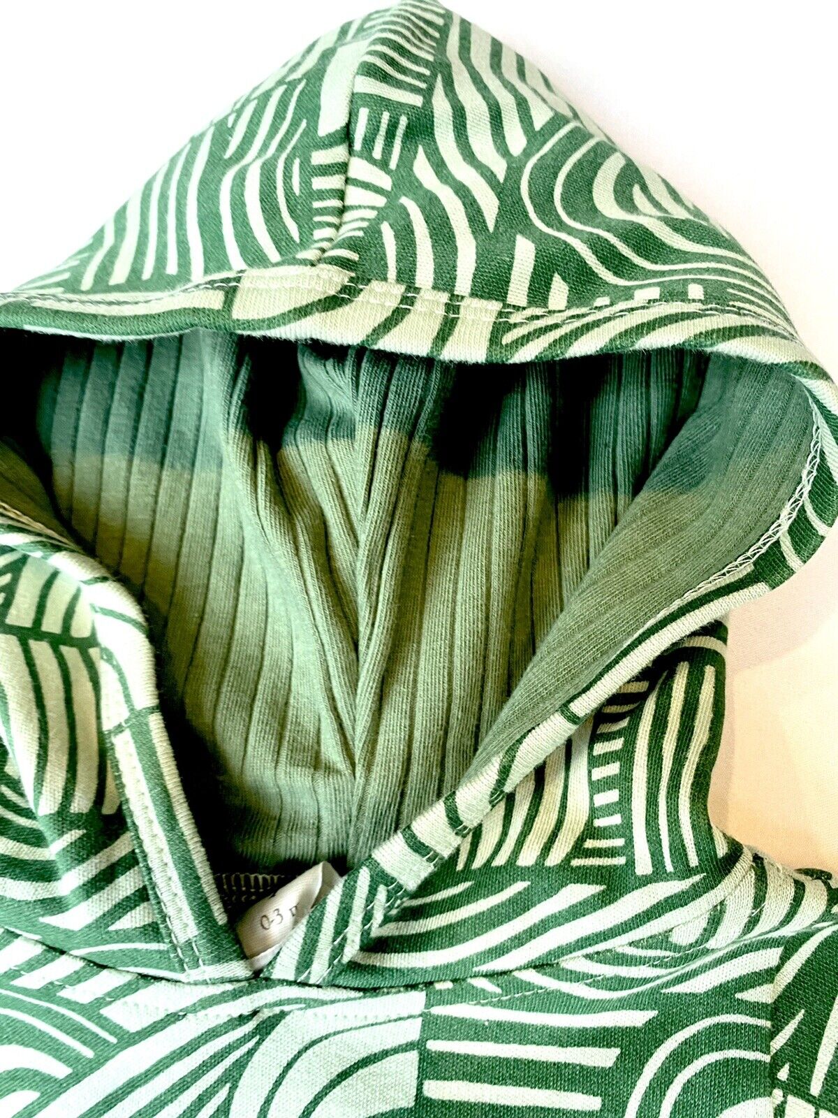 Kate Quinn Organic Cotton Sport Hooded Shortie Romper Retail $42 Price $32 0-3 M