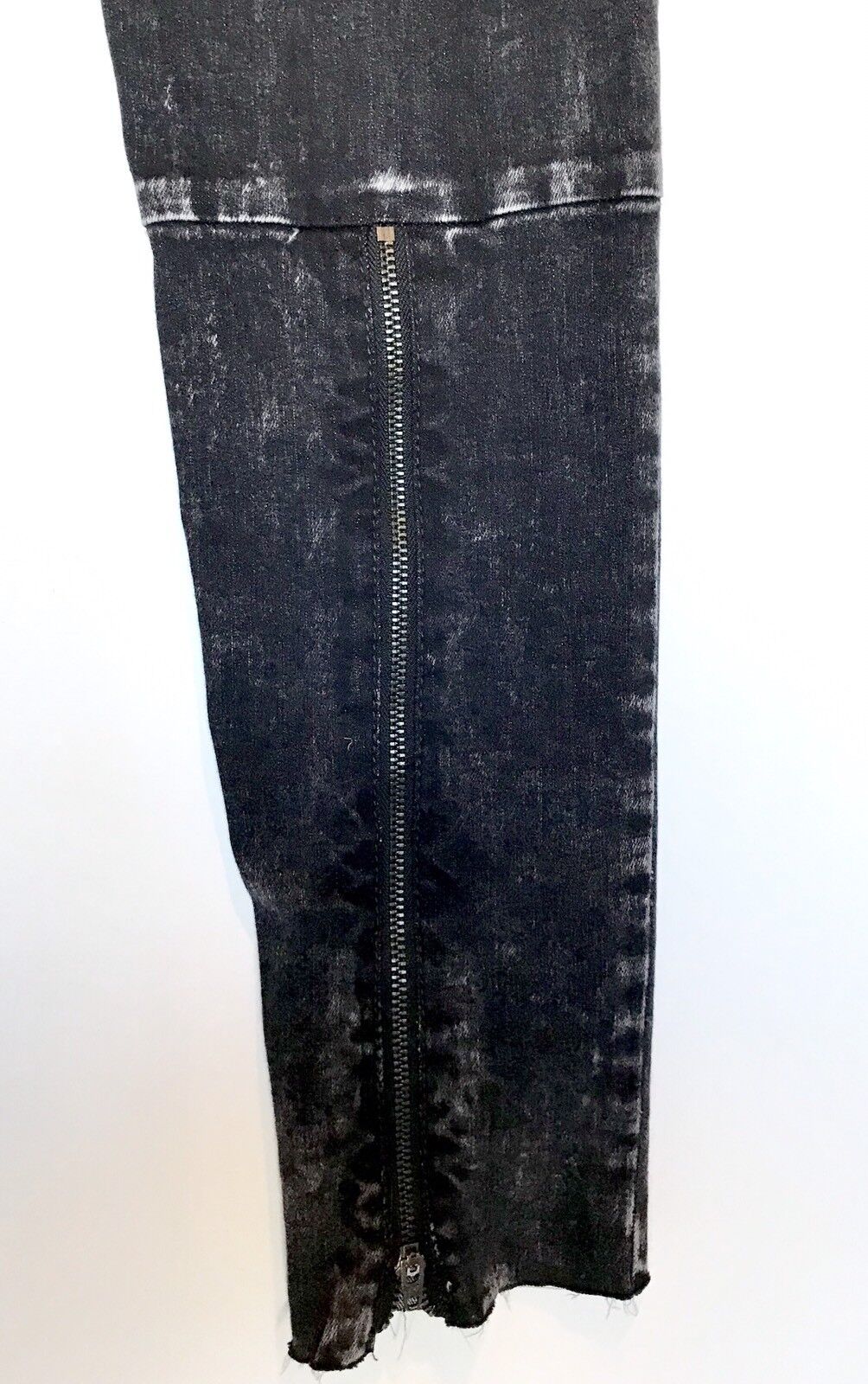Treasure Bond Black Shadow Wash Zip Back Jeans Age 14 Retail $49 Price $22