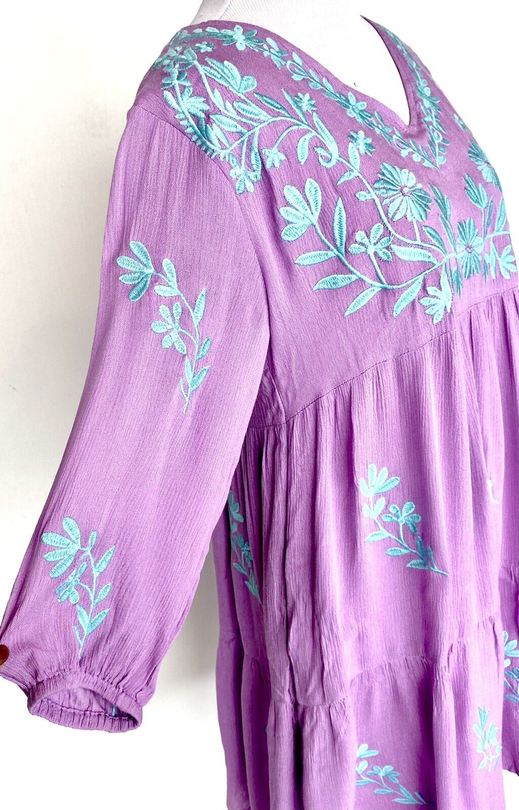 J Marie embroidered Madeline Dress size XS Retail $106 Price $65 Lilac Blue