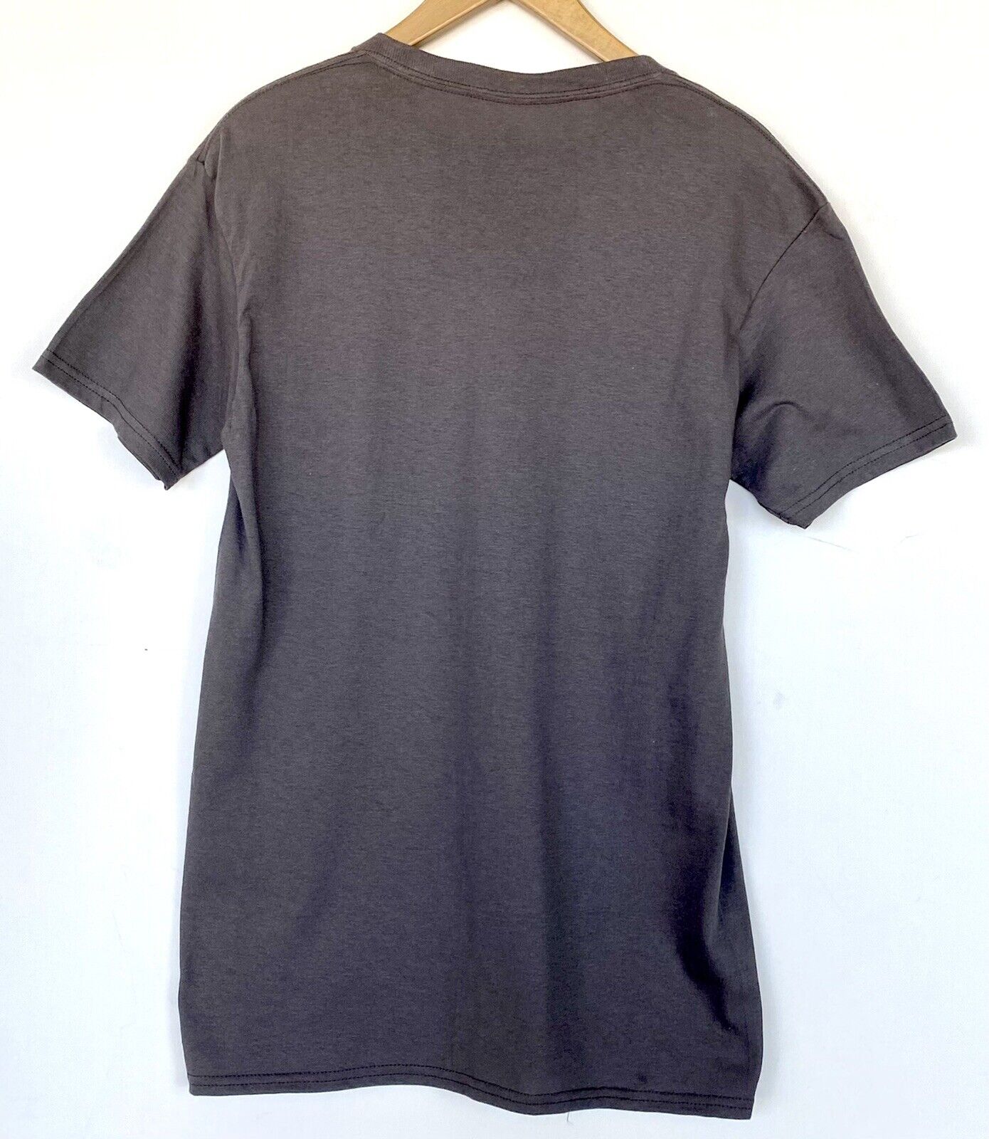 Ted Lasso Team Lasso T-Shirt Size S NWOT Distressed Logo Price $28