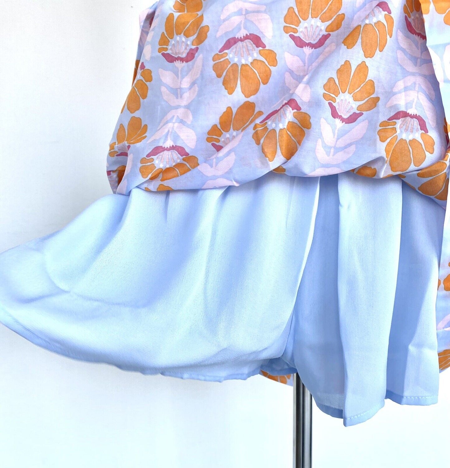 J Marie The Violet Skirt size Medium Retail $84 Price $49 NWT
