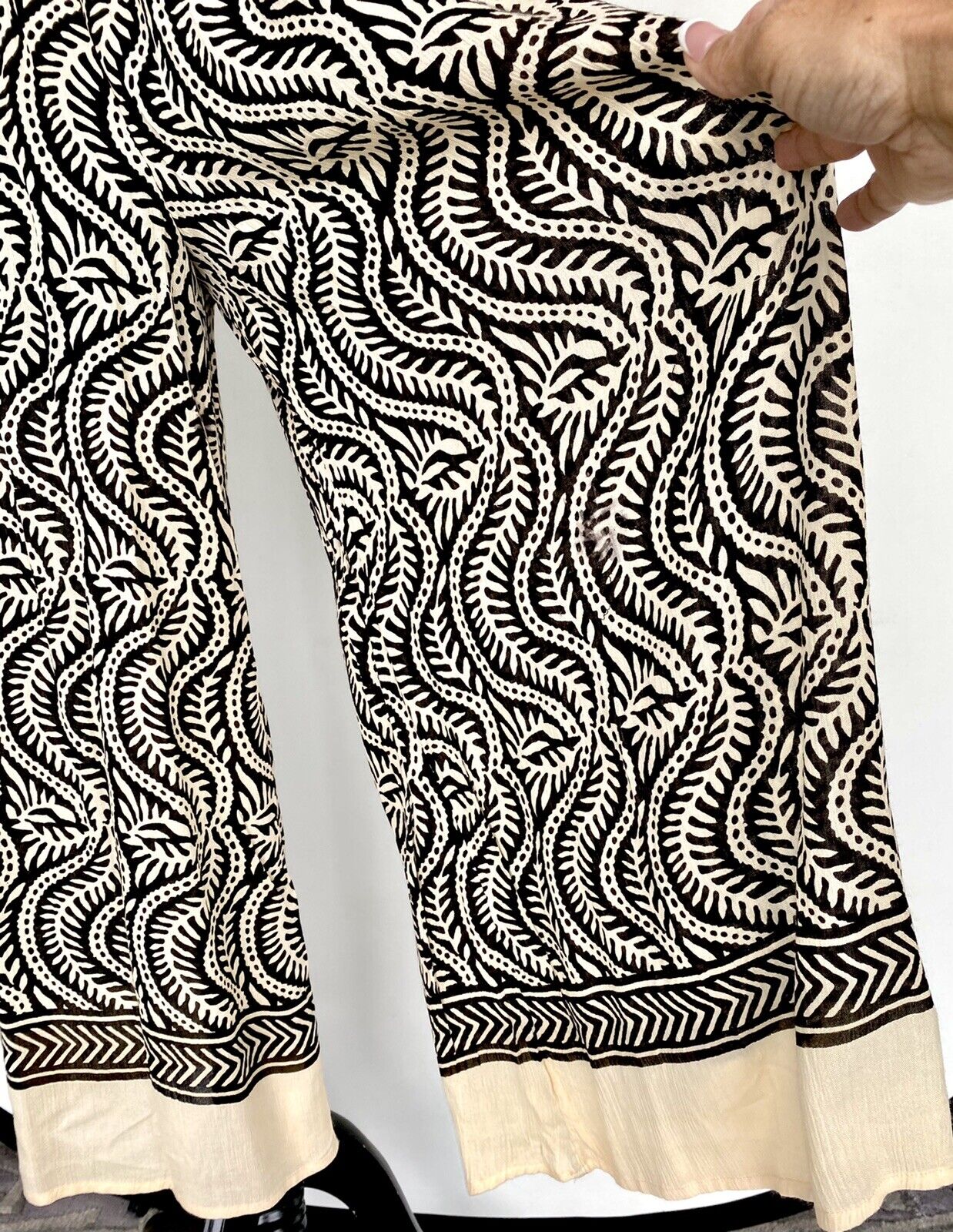 Urban Outfitters Nude & Black Smocked Jumpsuit $79 NWT Size XS Olive Leaf Print