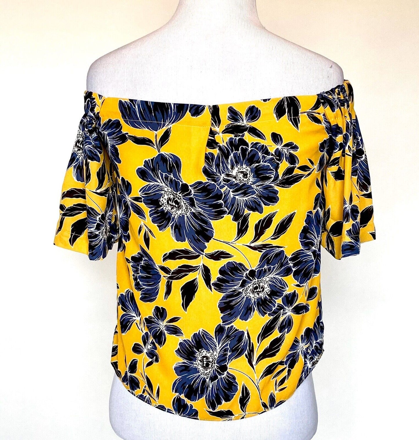 Olivaceous Yellow Off Shoulder Floral Blouse XS Retails $68 Price $22