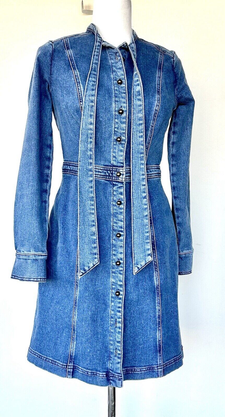 Boden Elspeth Denim Tie Neck Dress Retail $169 Size 2 NWT