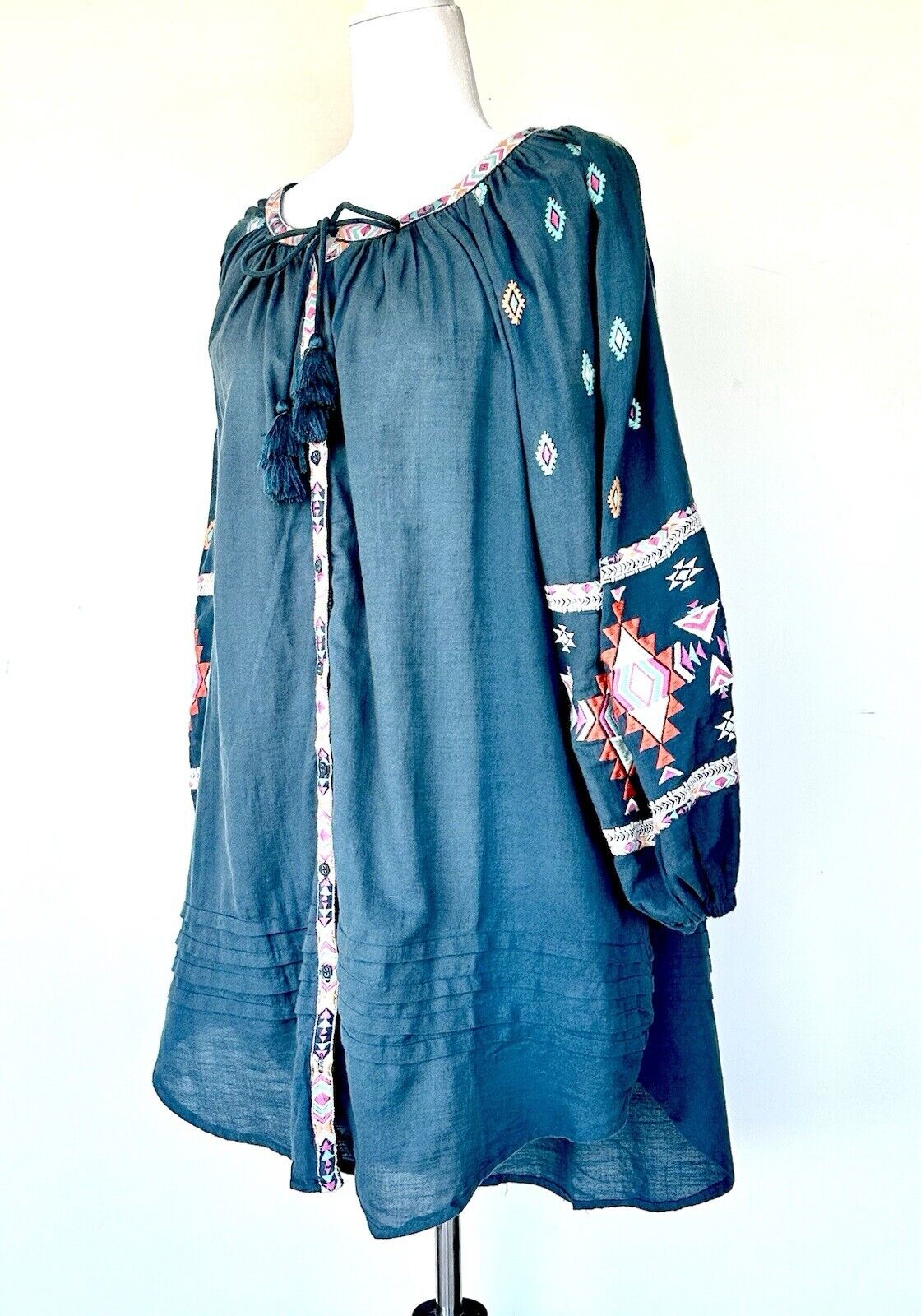 Sundance Sun And Sand Embroidered Cover Up Dress Retail $148 Size XS