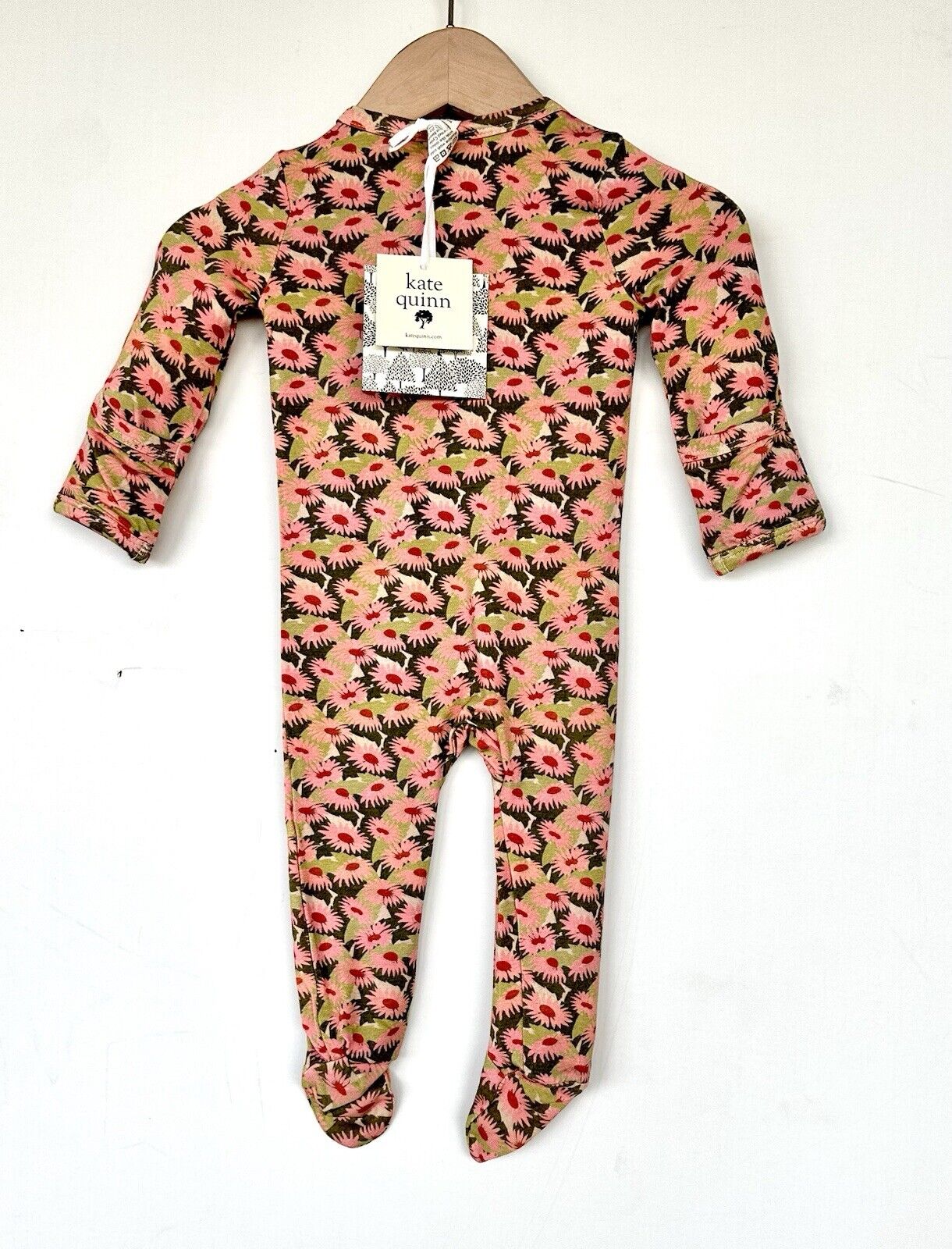 Kate Quinn Daisy LS Zipper Footie newborn Size. Soft Viscose From Bamboo