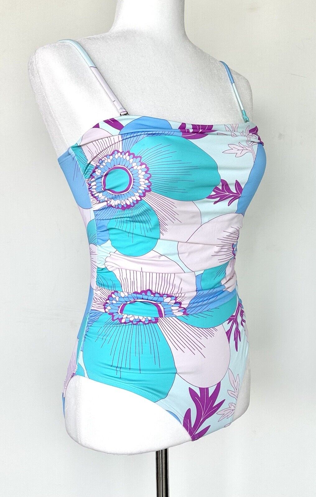 J Marie Mia Rae Swimsuit Sea Design Retails $124 Size XS