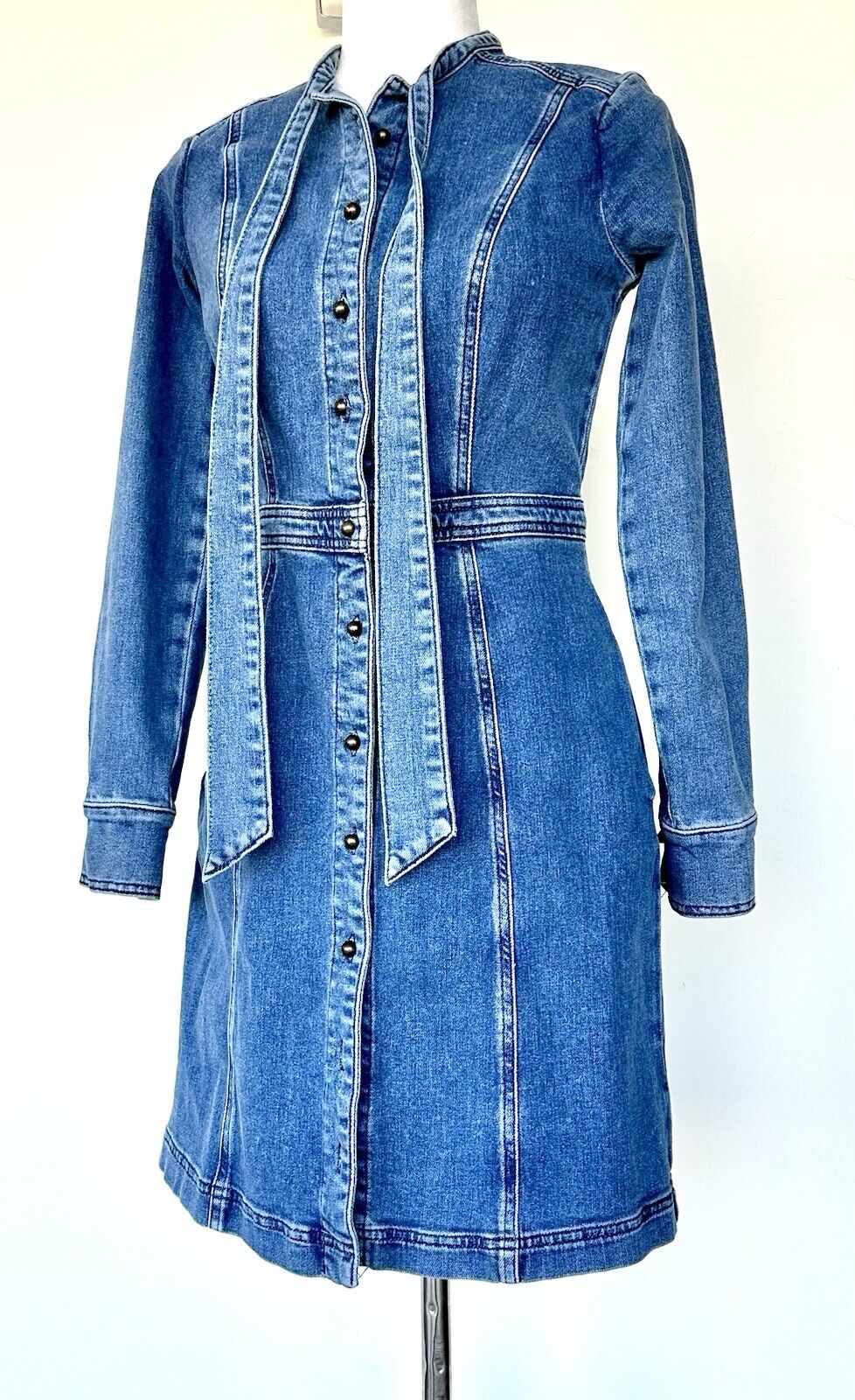 Boden Elspeth Denim Tie Neck Dress Retail $169 Size 2 NWT