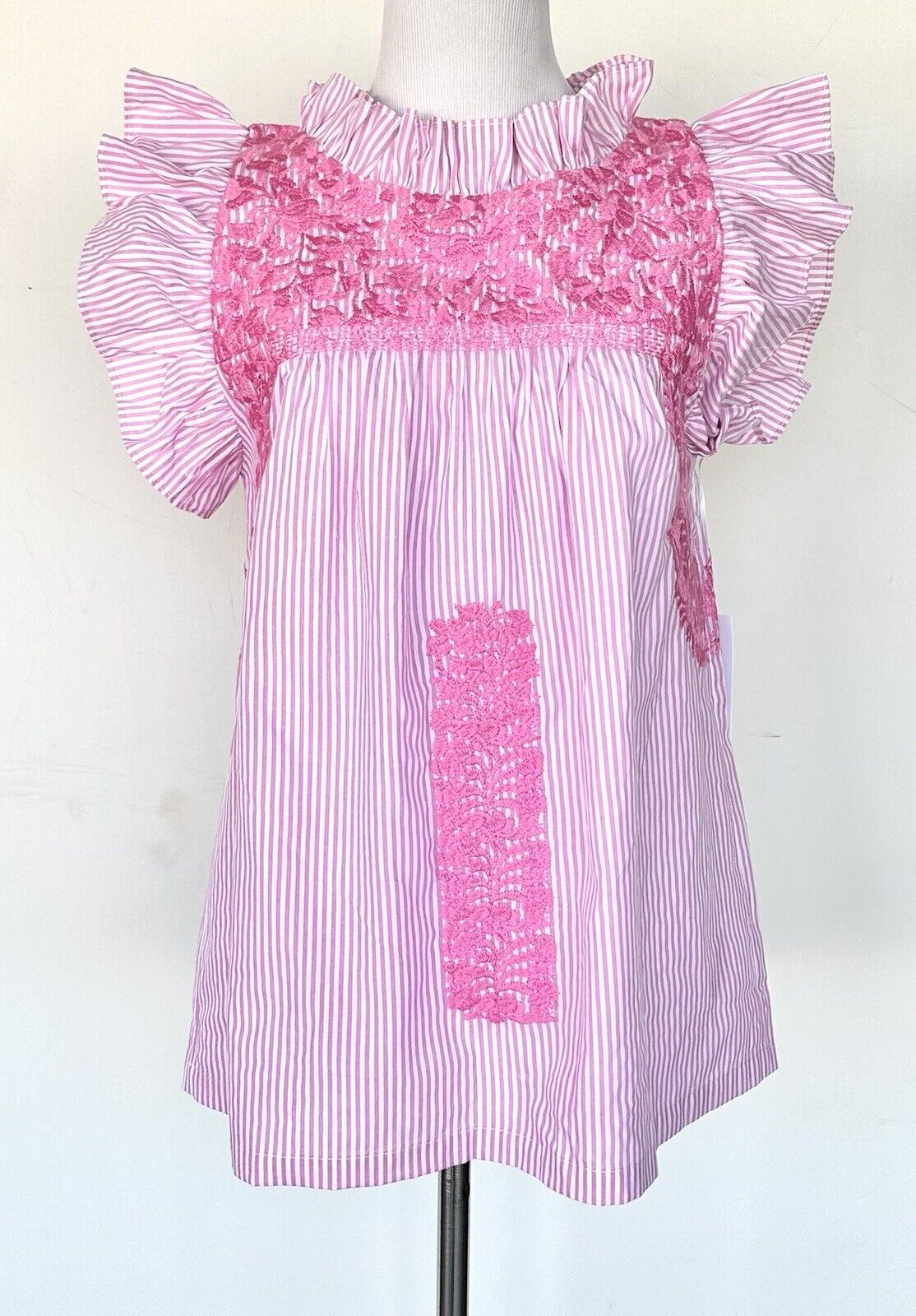 NWT J Marie embroidered Carmel Top size S Retail $118 Price $59 ￼