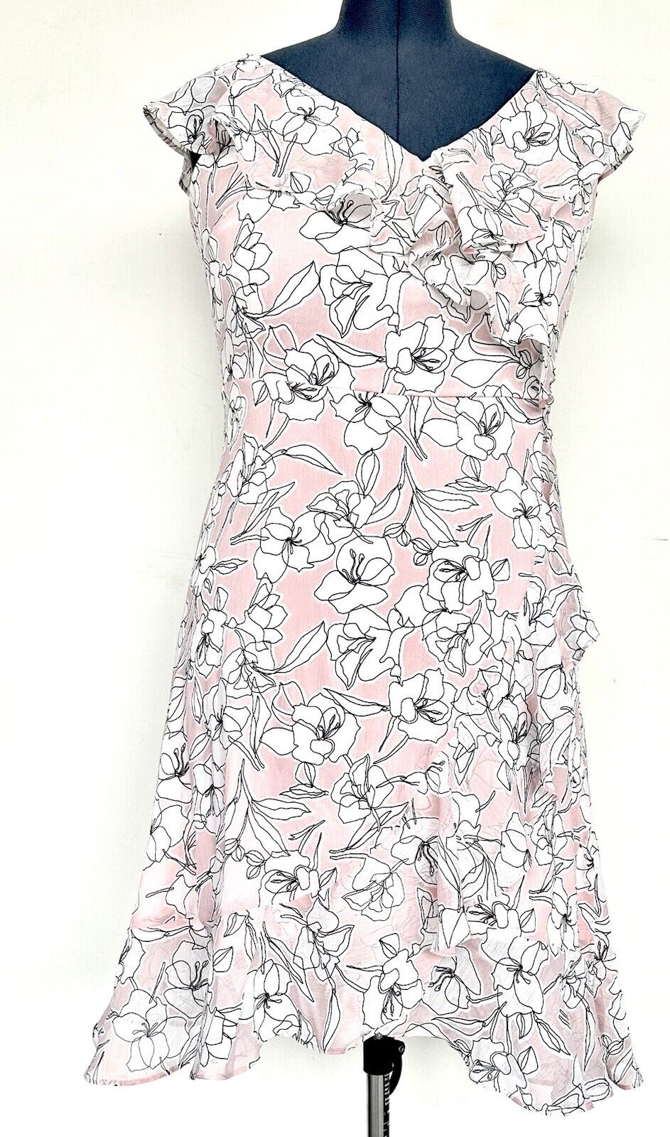London Times Pink White Chiffon Ruffle Dress 8P Retail $99