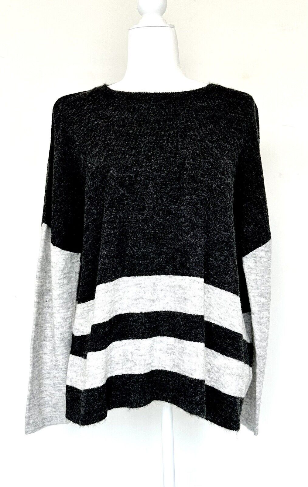 Beach Lunch Lounge Stripe Charcoal Sweater Retails $69 Price $39.95 S NWT