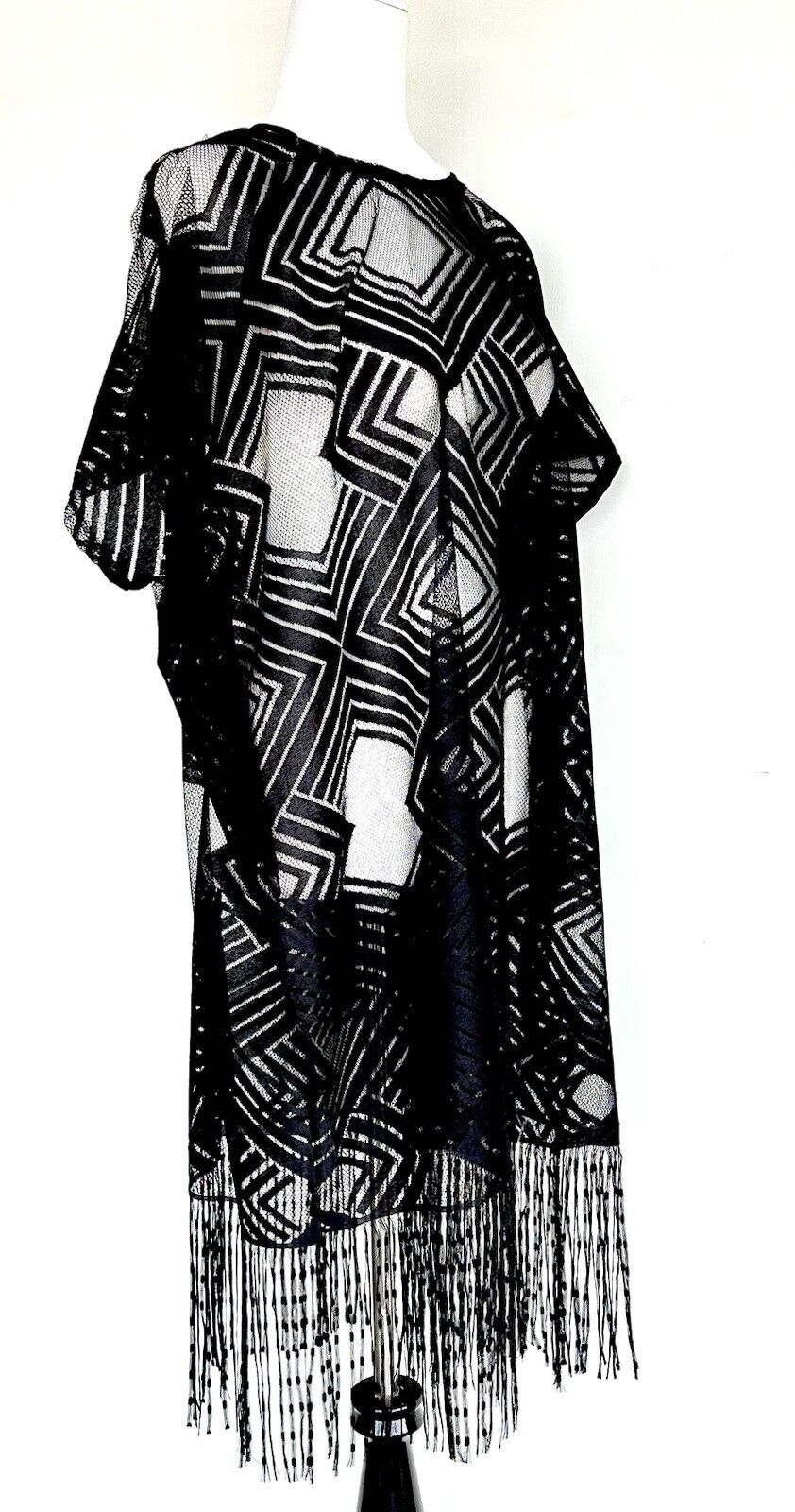 Kendall & James Sheer Net Lace Coverup Black Diamond Design One Size $32