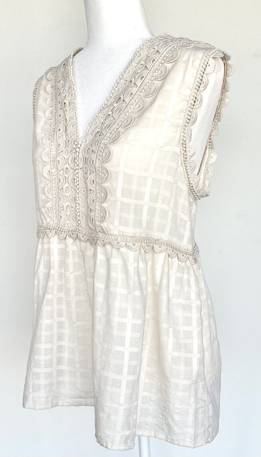 Max Studio Embroidered Cotton Tunic Size L Retails $88 Price $45 NWT