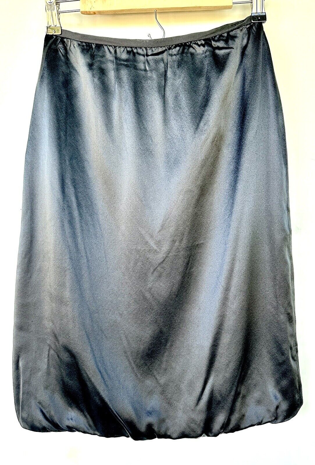 Tadashi Black 100% Silk Skirt Size 2 Retails $190 NWT