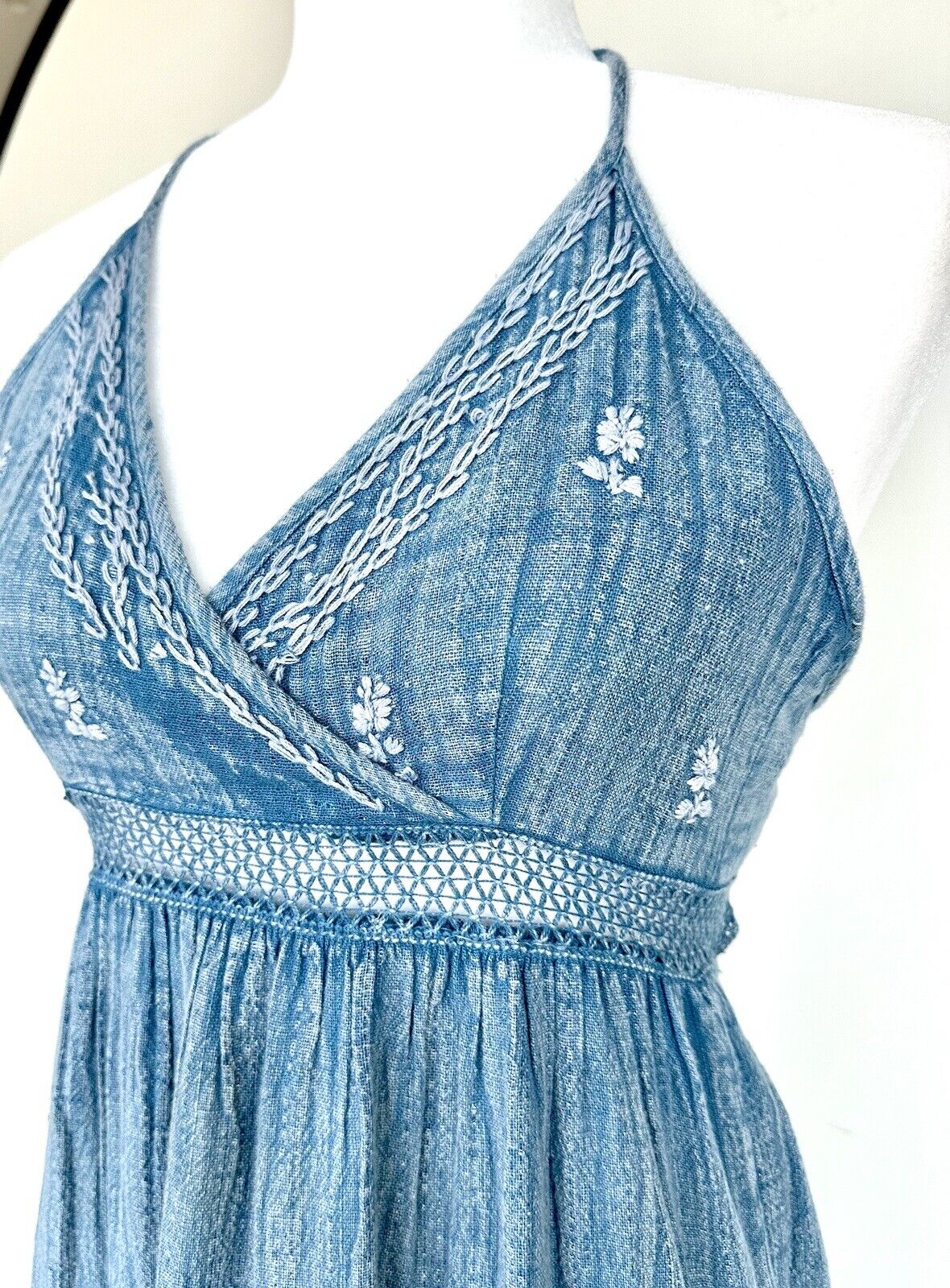 Raga Chambray Embroidered Halter Neck Midi Dress XS New With Tags Retail $98