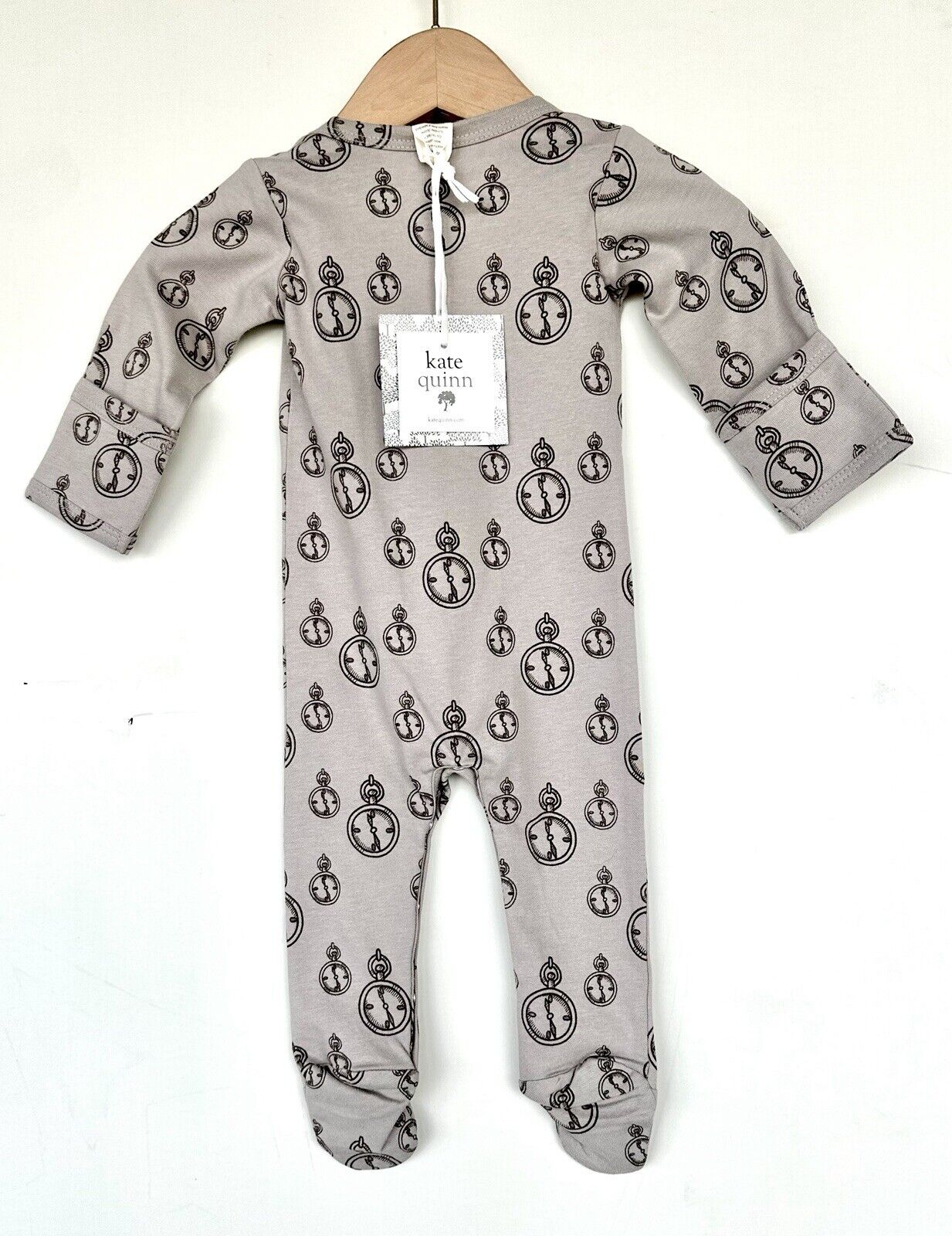 Kate Quinn Bundle Set Footie And Knot Hat Pocket Watch Soft Gray 0-3 M