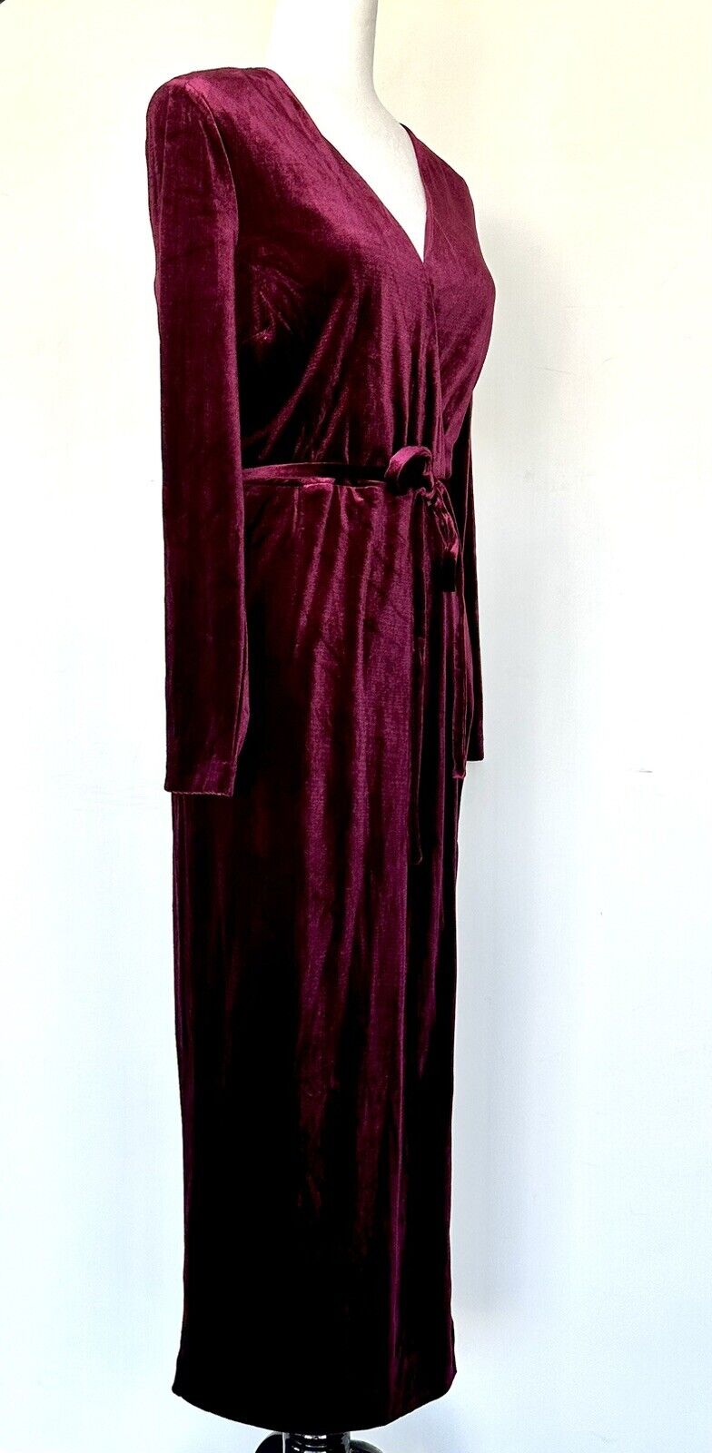 Bardot Morgan Red Velvet Cocktail Dress. Size 10 Retails $119 Price $65 NWT