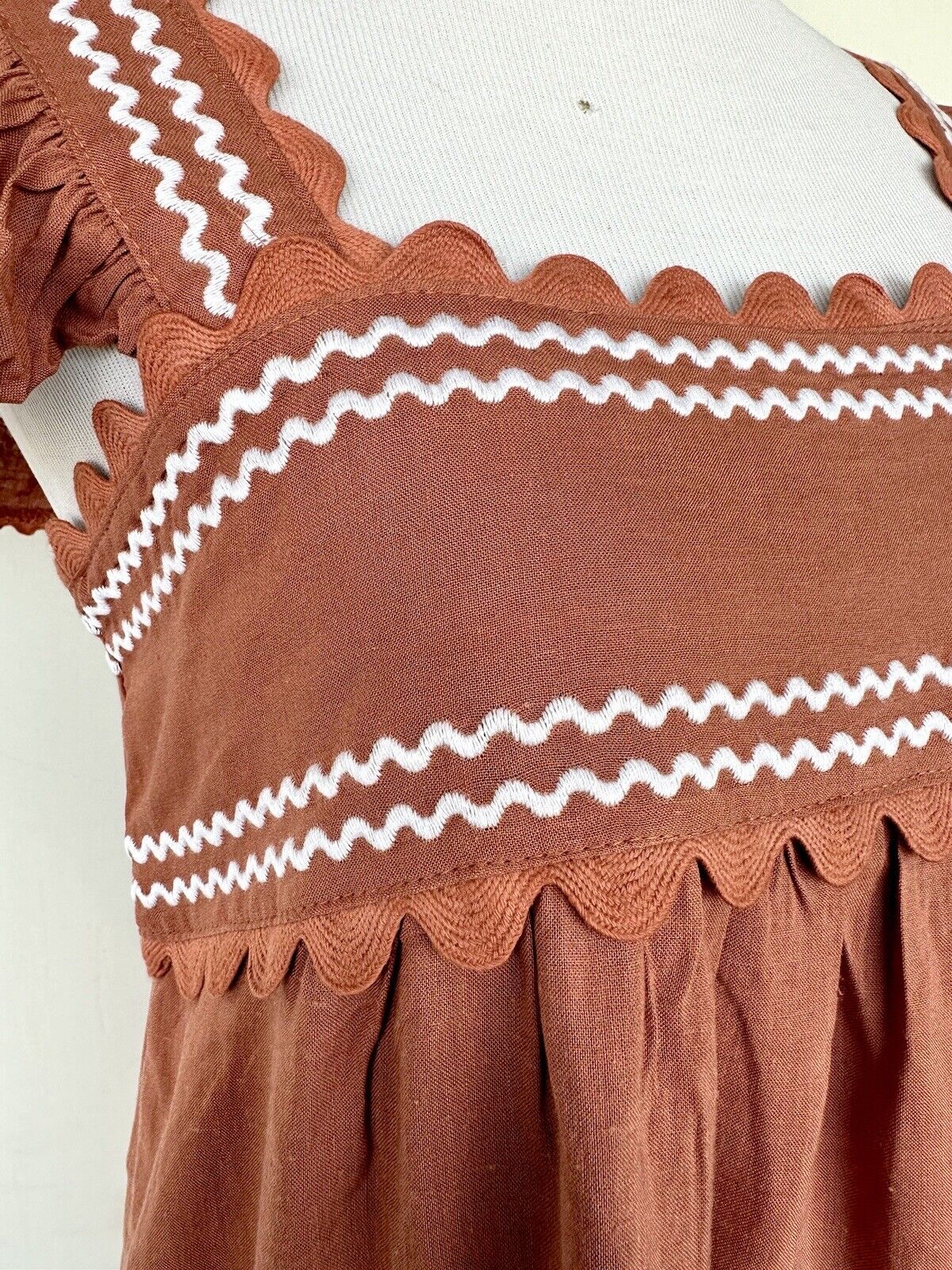 J Marie Linen Viscose Mix Ryan Top Embroidered Rust Retail $110 Price $52 NWT