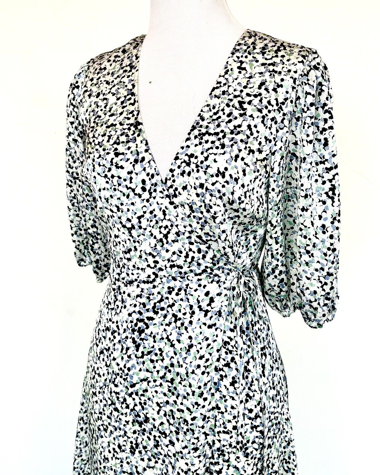 NWT Club Monaco Green Dotted Short Sleeve Wrap Dress - Size 00 Retail $298