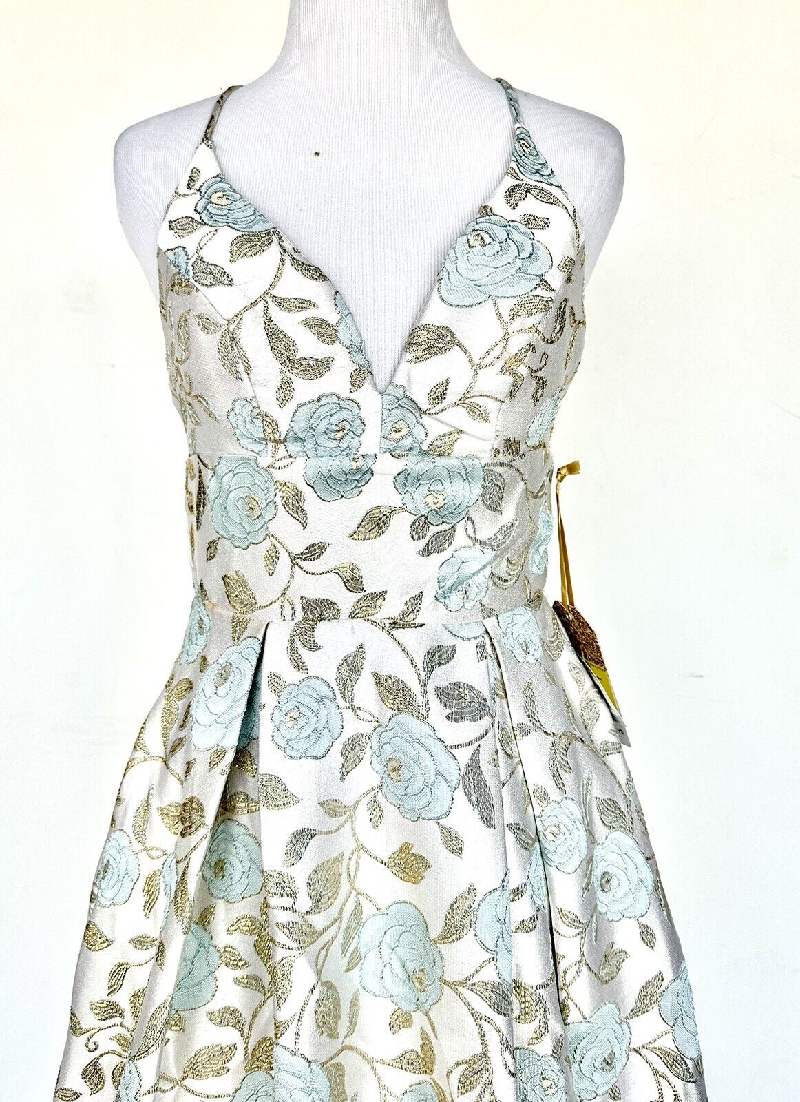 TLC Say Yes To The Prom Ivory  Dress Gown Retail $149 Price $99 Size 1/2 (XS)