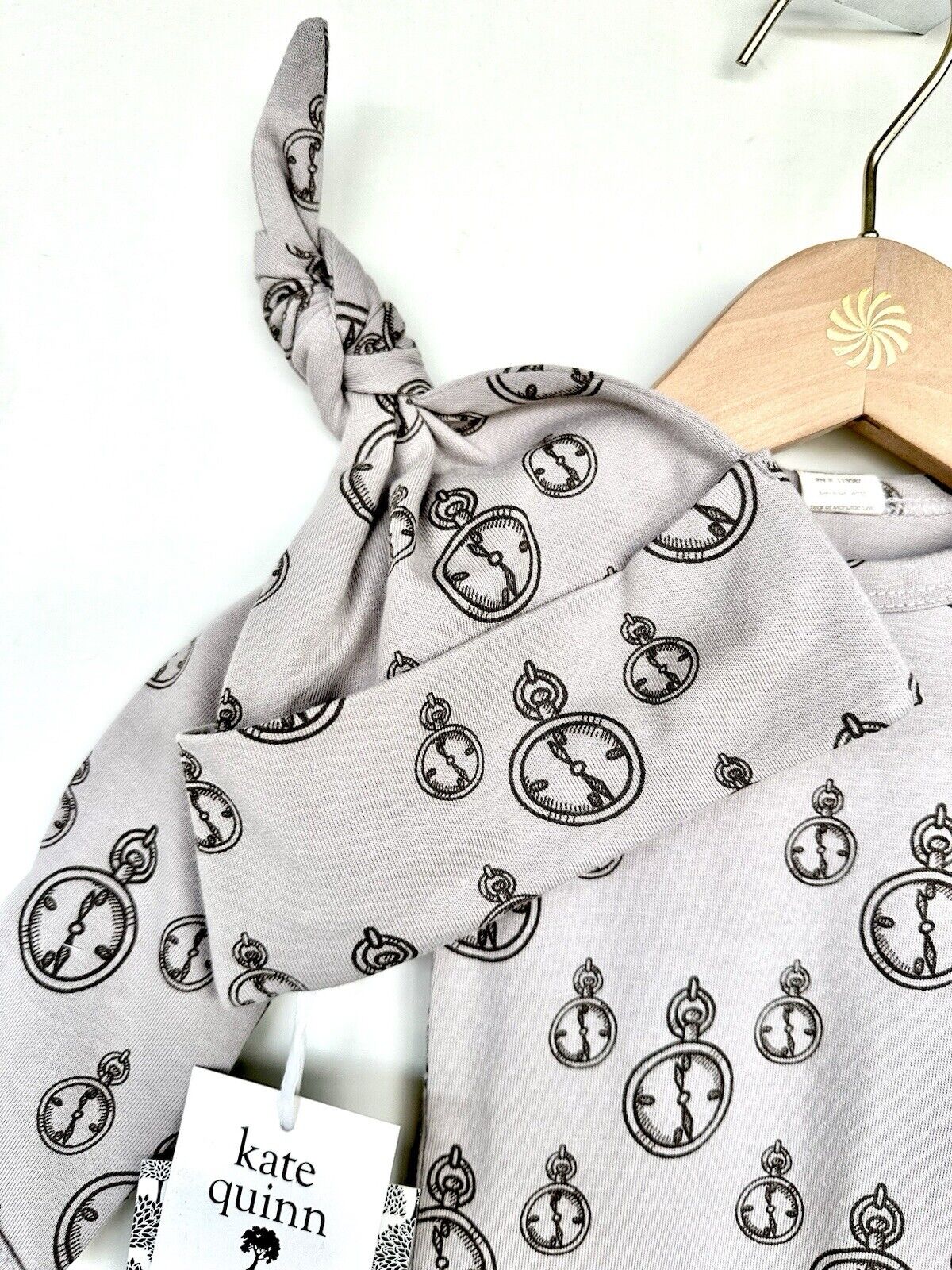 Kate Quinn Bundle Set Footie And Knot Hat Pocket Watch Soft Gray 0-3 M