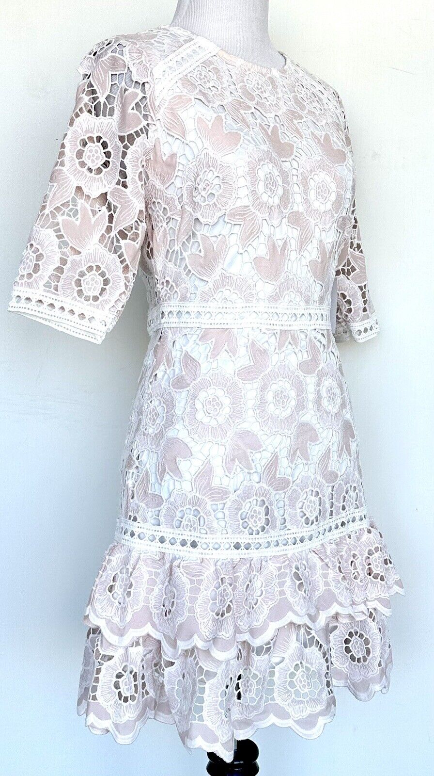 Just Me Pale Pink White Lace Dress Price $88 Size S NWT Ruffle Hem