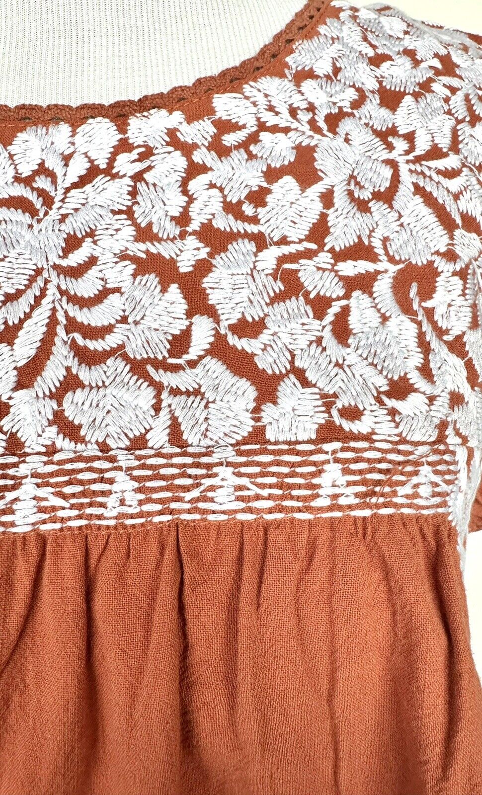 NWT J Marie embroidered Autumn Top size S Retail $106 Price $53 Rust