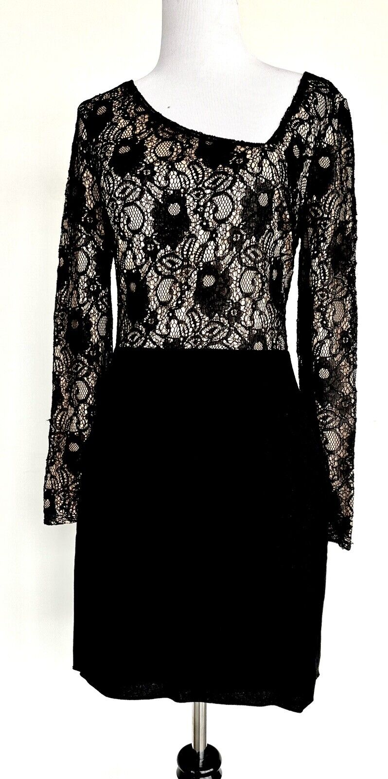 Dress The Population Asymmetrical Neck Lace Top LS Dress Retail $196 Price $96 S
