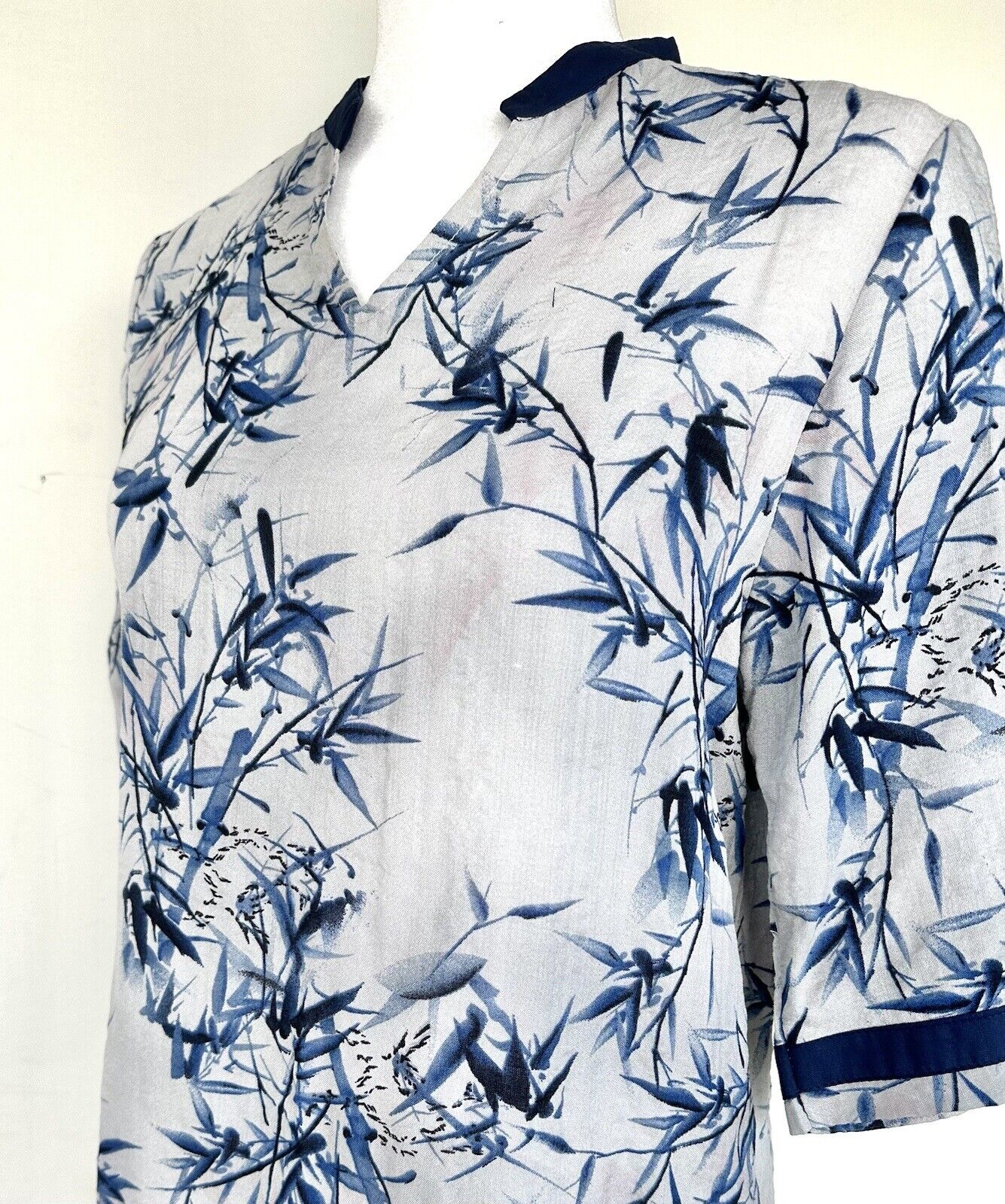 Asian Kimon Tunic Style Cover Up Size S/M Gray Blue Pink Bamboo Print