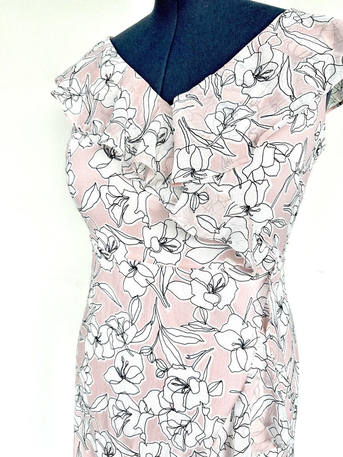 London Times Pink White Chiffon Ruffle Dress 8P Retail $99