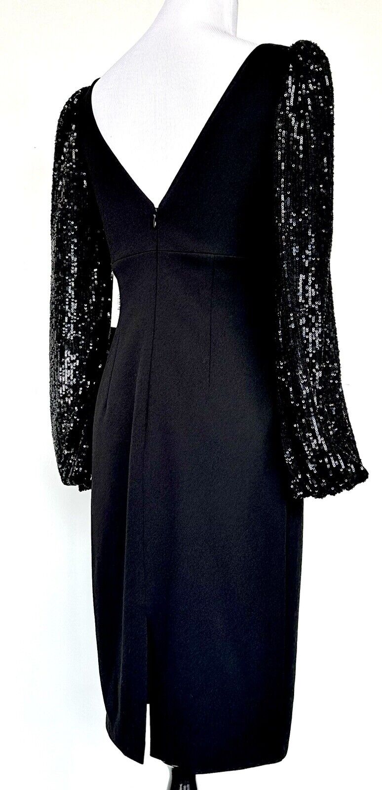 Eliza J Sheath With Sequin Long Sleeves Black Retails $178 Size 0 NWT