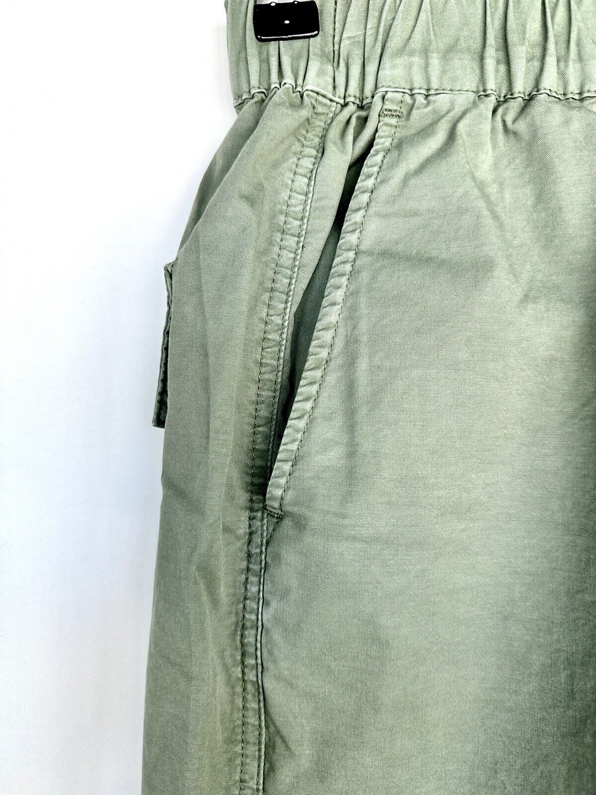 Pistola Green Elastic Waist Stretch Cargo Shorts Size XS Retail $98 Price $48