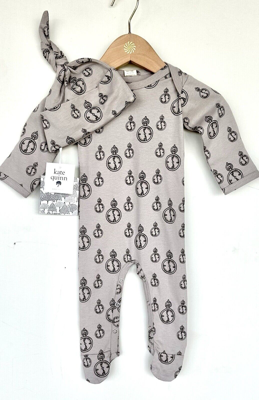 Kate Quinn Bundle Set Footie And Knot Hat Pocket Watch Soft Gray 0-3 M