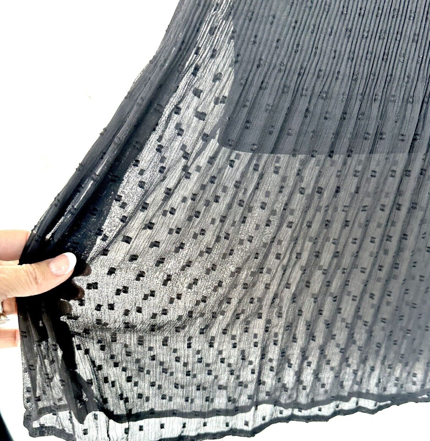 Adrianna Papell Black Pleated Raised Spot Embroidered Midi Skirt Retails $89 M