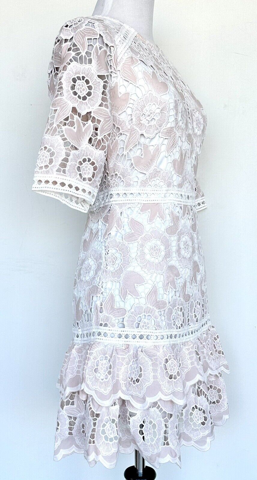 Just Me Pale Pink White Lace Dress Price $88 Size S NWT Ruffle Hem