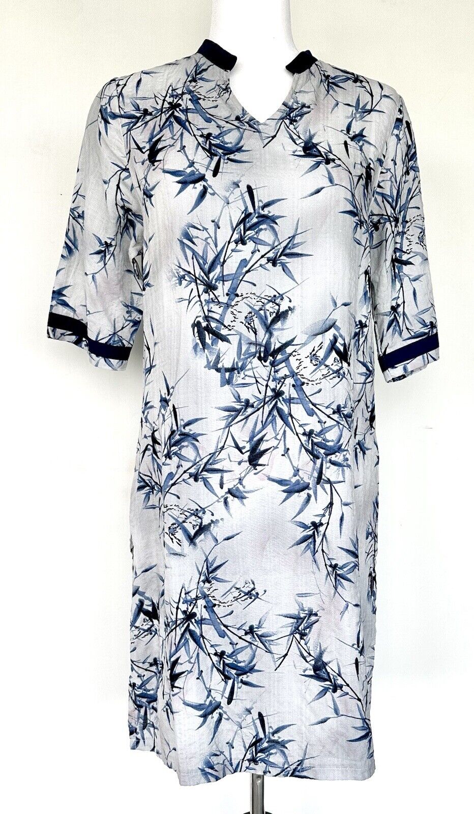 Asian Kimon Tunic Style Cover Up Size S/M Gray Blue Pink Bamboo Print