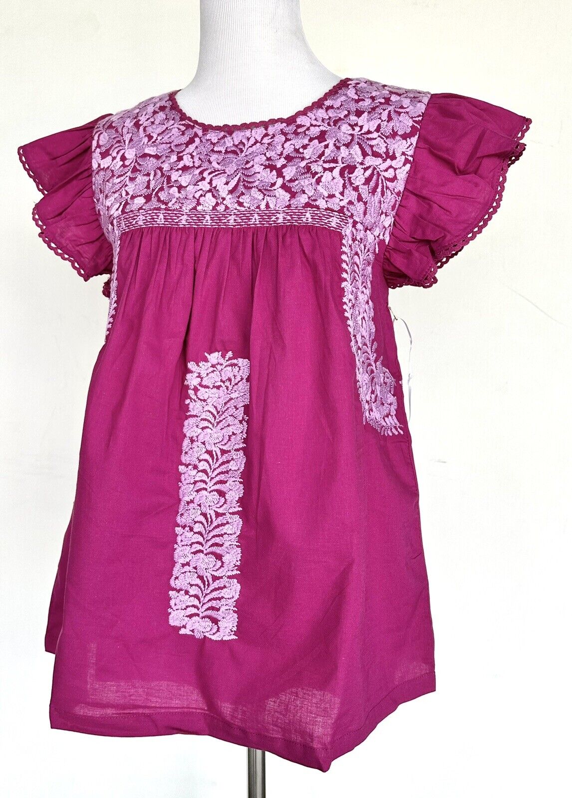 NWT J Marie embroidered Wren Top size XS Retail $106 Price $53 Berry