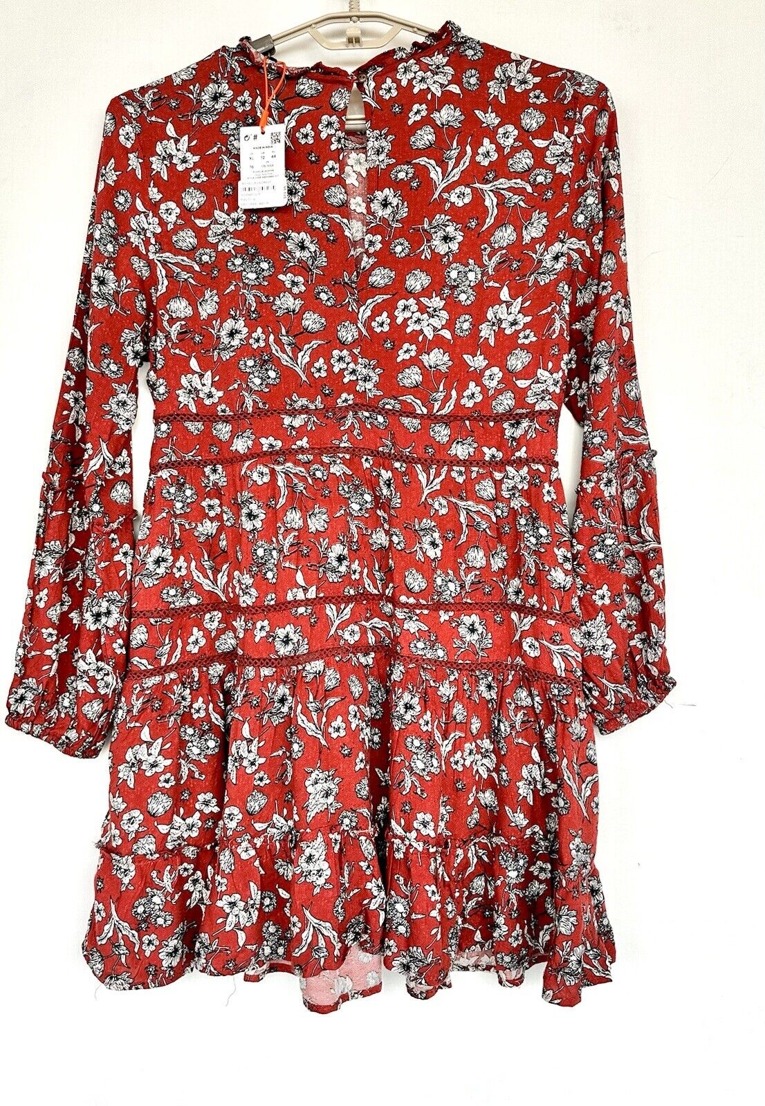 Superdry Richelle Dress LS NWT Ruby Floral Crochet Detail $69.95 US 12