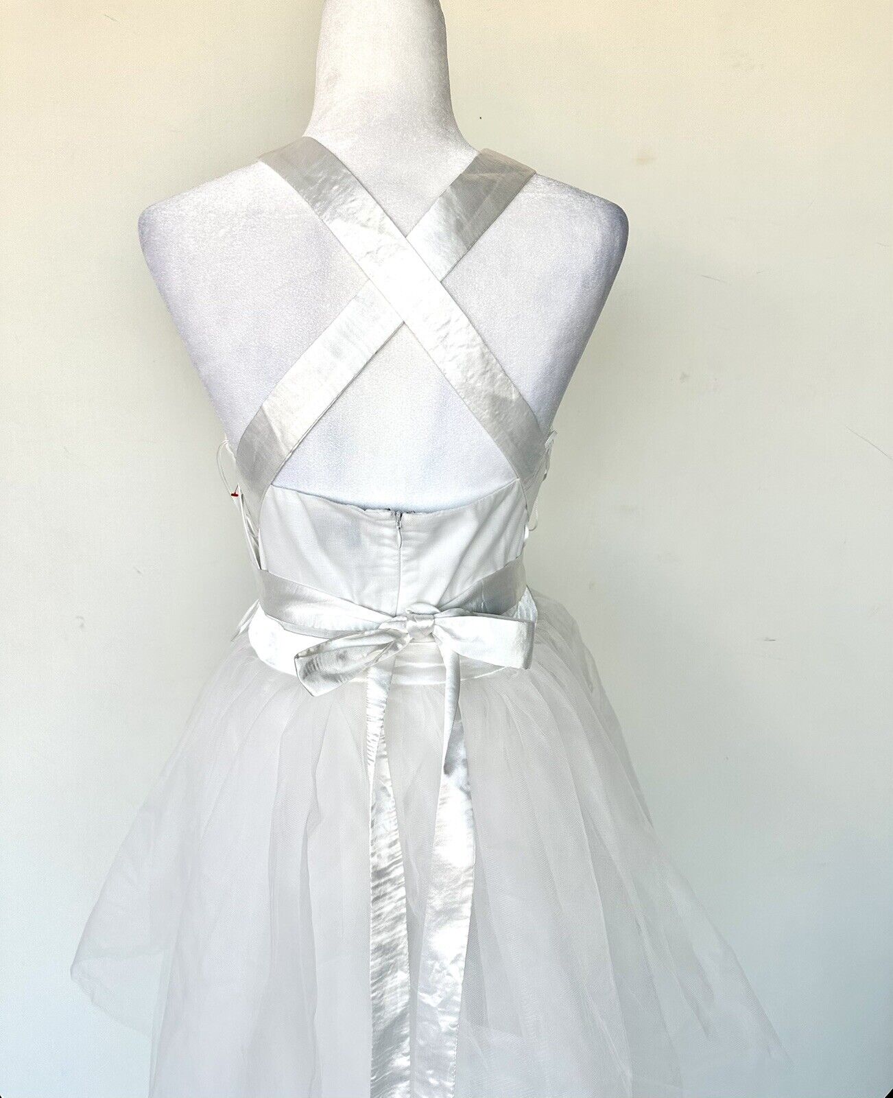 Aura White Tulle Midi Halter Dress With Cross Back Retails $108 Size XSmall NWT