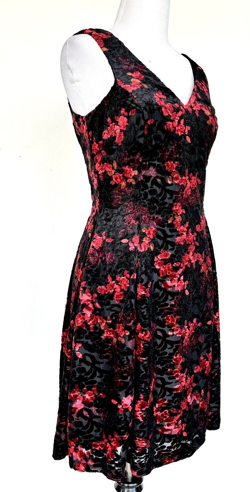 KENSIE Red & Black Velvet Burnout Dress Size 2 RETAIL $108 Price $65 Mulberry