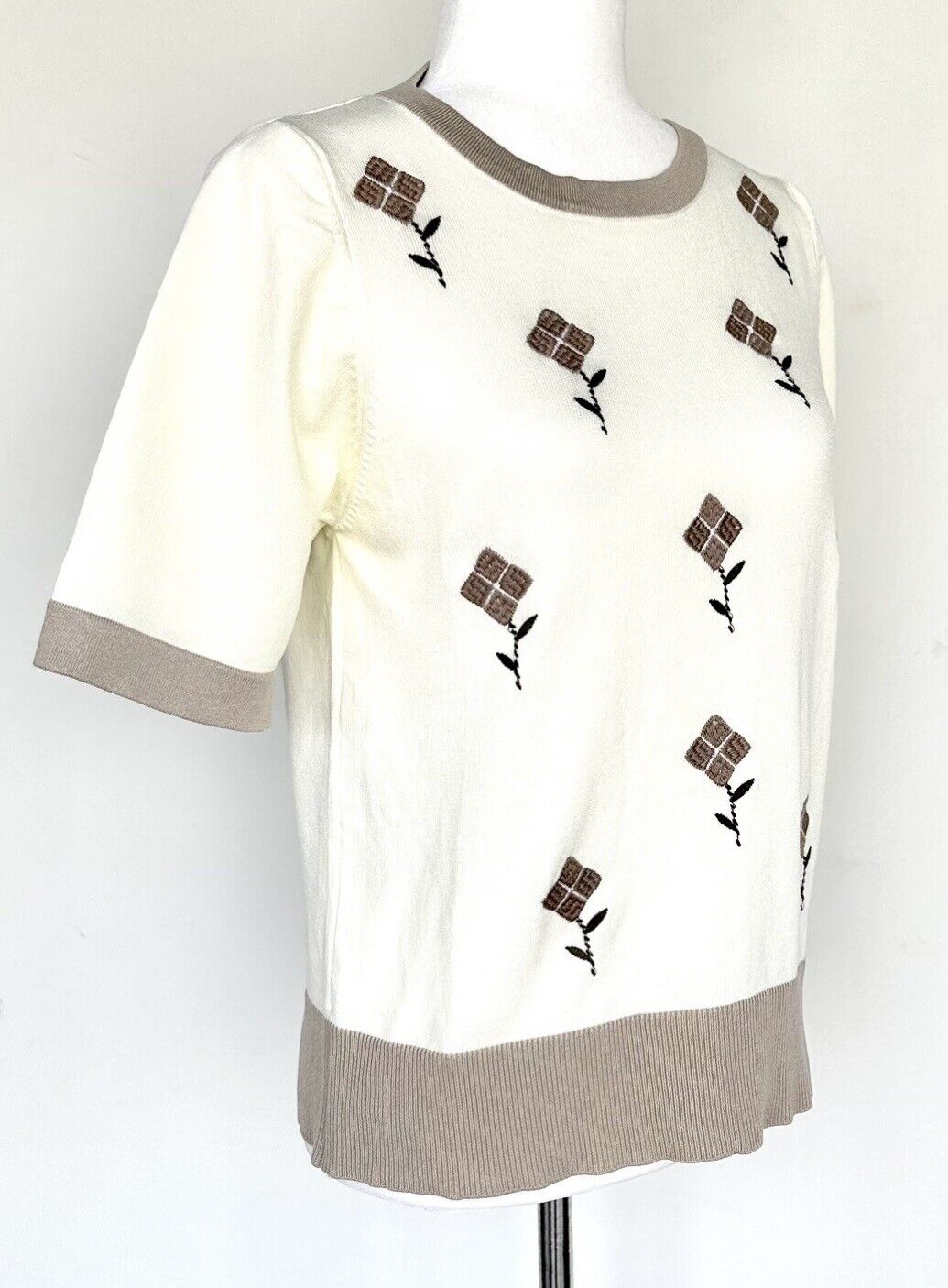 DDD Retro Style Knitted Sweater Short Sleeve Embroidered Size M