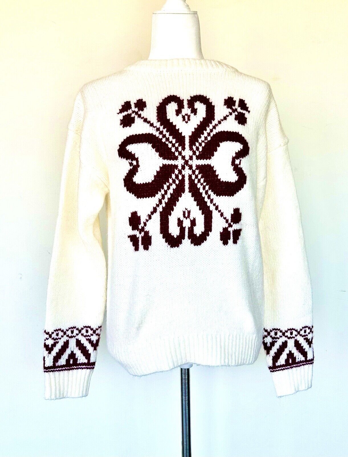 NWT SUNDANCE SNOW HAVEN SWEATER BURGUNDY IVORY Retails $118 Size XS