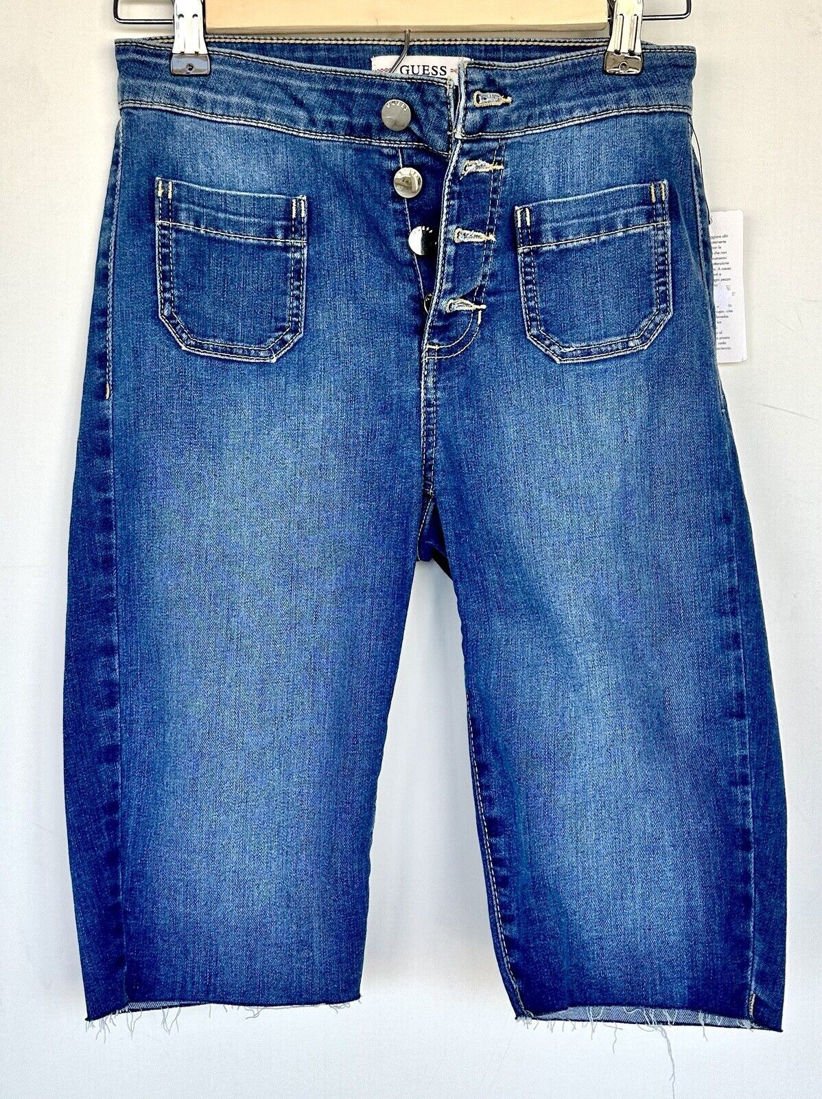Guess Women’s Button Fly Bermuda Shorts Size 24 Retails $79 NWT