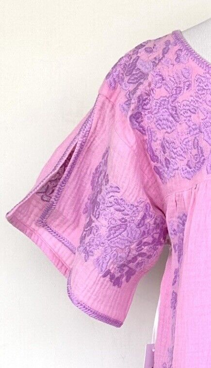 J Marie embroidered Capri Top size XS Retail $114 Pink / Lilac NWT Soft Rayon